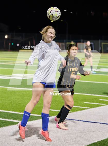 Thumbnail 2 in Encinal @ Bishop O'Dowd photogallery.