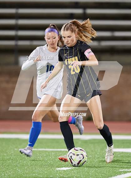 Thumbnail 2 in Encinal @ Bishop O'Dowd photogallery.