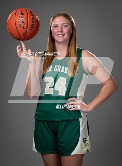 Thumbnail 2 in Casa Grande (Individual - Seniors) photogallery.