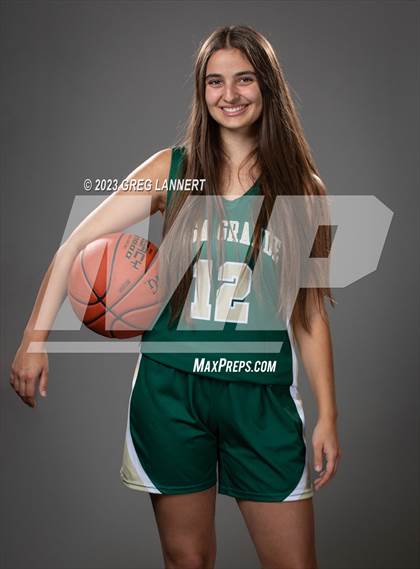 Thumbnail 2 in Casa Grande (Individual - Seniors) photogallery.