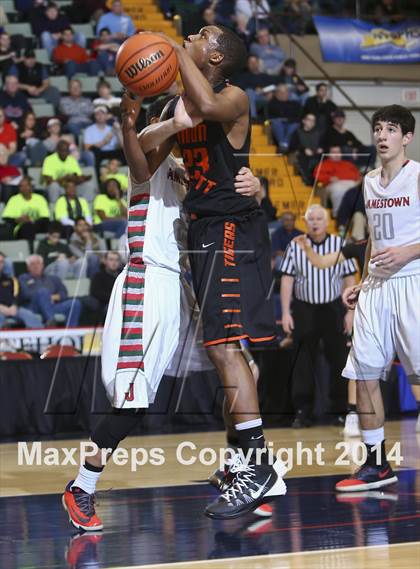 Thumbnail 1 in Jamestown vs. Union-Endicott (NYSPHSAA Class AA Semifinal) photogallery.