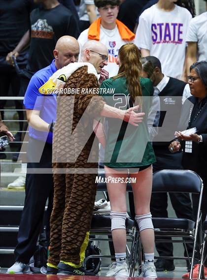 Thumbnail 3 in Grand Oaks vs. Prosper (UIL 6A Volleyball Semifinal) photogallery.
