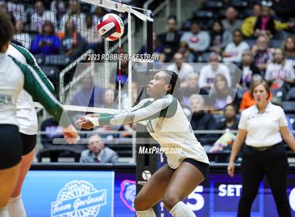 Thumbnail 2 in Grand Oaks vs. Prosper (UIL 6A Volleyball Semifinal) photogallery.
