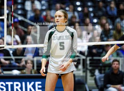 Thumbnail 2 in Grand Oaks vs. Prosper (UIL 6A Volleyball Semifinal) photogallery.