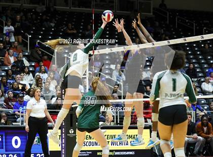 Thumbnail 2 in Grand Oaks vs. Prosper (UIL 6A Volleyball Semifinal) photogallery.