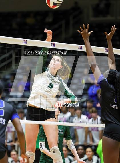 Thumbnail 3 in Grand Oaks vs. Prosper (UIL 6A Volleyball Semifinal) photogallery.