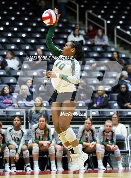 Thumbnail 1 in Grand Oaks vs. Prosper (UIL 6A Volleyball Semifinal) photogallery.