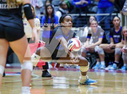 Thumbnail 1 in Grand Oaks vs. Prosper (UIL 6A Volleyball Semifinal) photogallery.