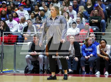 Thumbnail 1 in Grand Oaks vs. Prosper (UIL 6A Volleyball Semifinal) photogallery.