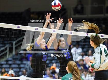 Thumbnail 3 in Grand Oaks vs. Prosper (UIL 6A Volleyball Semifinal) photogallery.