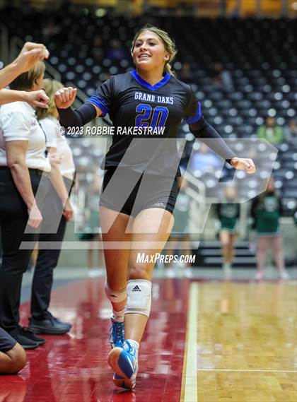 Thumbnail 3 in Grand Oaks vs. Prosper (UIL 6A Volleyball Semifinal) photogallery.