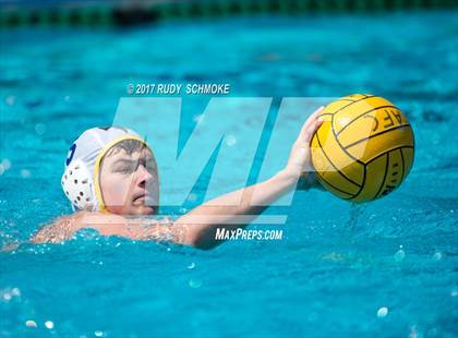 Thumbnail 2 in Elsinore vs. Newberg photogallery.