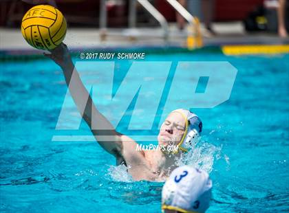 Thumbnail 1 in Elsinore vs. Newberg photogallery.
