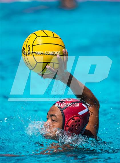 Thumbnail 2 in Elsinore vs. Newberg photogallery.