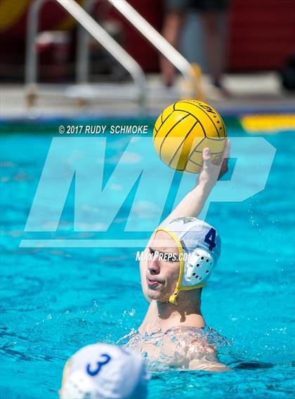 Thumbnail 2 in Elsinore vs. Newberg photogallery.