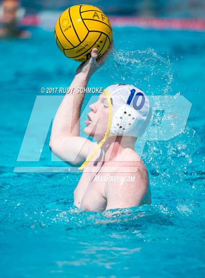 Thumbnail 1 in Elsinore vs. Newberg photogallery.