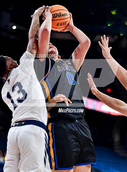 Thumbnail 3 in Aquinas vs. San Dimas (CIF SS DIV 3A Championship) photogallery.