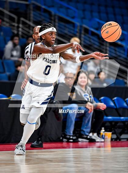 Thumbnail 1 in Aquinas vs. San Dimas (CIF SS DIV 3A Championship) photogallery.