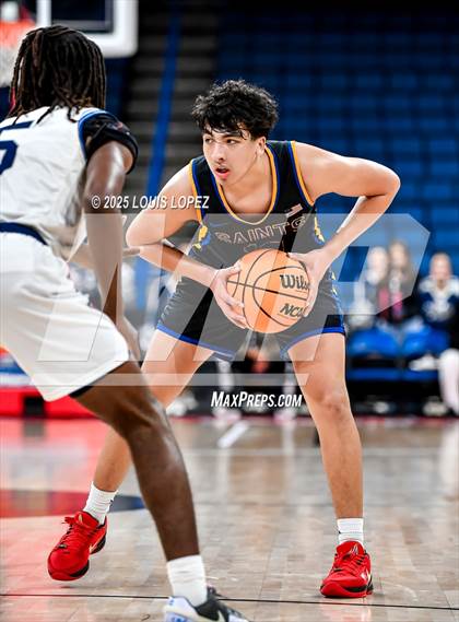 Thumbnail 3 in Aquinas vs. San Dimas (CIF SS DIV 3A Championship) photogallery.