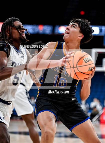 Thumbnail 3 in Aquinas vs. San Dimas (CIF SS DIV 3A Championship) photogallery.