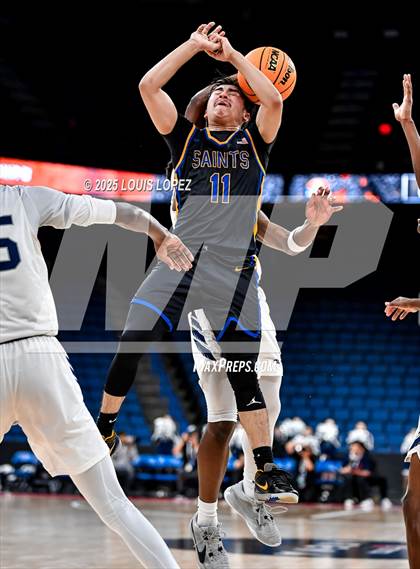 Thumbnail 1 in Aquinas vs. San Dimas (CIF SS DIV 3A Championship) photogallery.
