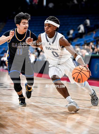 Thumbnail 3 in Aquinas vs. San Dimas (CIF SS DIV 3A Championship) photogallery.