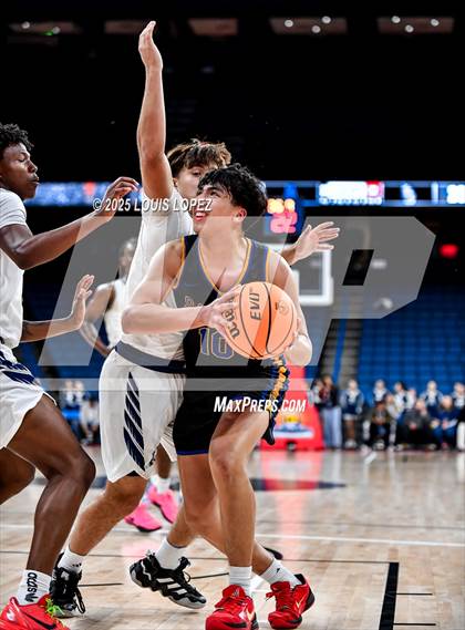 Thumbnail 3 in Aquinas vs. San Dimas (CIF SS DIV 3A Championship) photogallery.