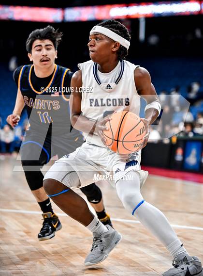 Thumbnail 1 in Aquinas vs. San Dimas (CIF SS DIV 3A Championship) photogallery.