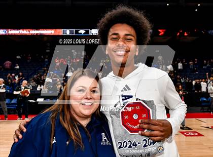 Thumbnail 3 in Aquinas vs. San Dimas (CIF SS DIV 3A Championship) photogallery.