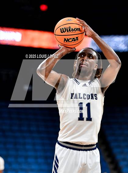 Thumbnail 3 in Aquinas vs. San Dimas (CIF SS DIV 3A Championship) photogallery.