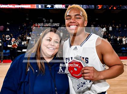 Thumbnail 1 in Aquinas vs. San Dimas (CIF SS DIV 3A Championship) photogallery.