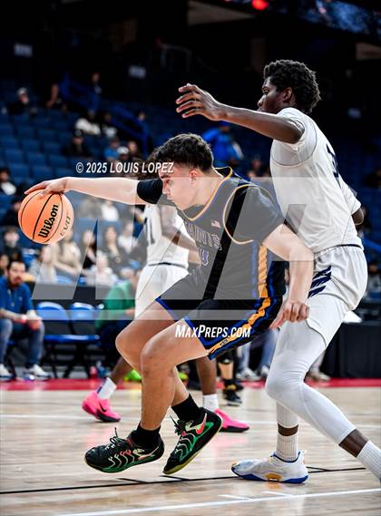 Thumbnail 1 in Aquinas vs. San Dimas (CIF SS DIV 3A Championship) photogallery.