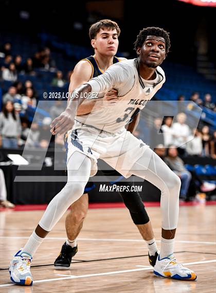 Thumbnail 2 in Aquinas vs. San Dimas (CIF SS DIV 3A Championship) photogallery.