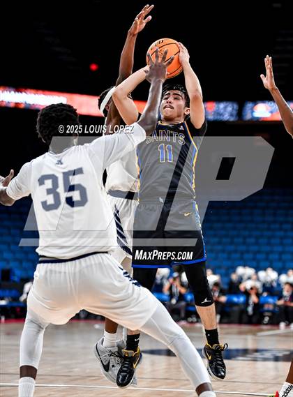 Thumbnail 2 in Aquinas vs. San Dimas (CIF SS DIV 3A Championship) photogallery.
