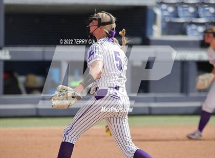 Thumbnail 3 in Spanish Fork vs. Lehi (UHSAA 5A Final Game 1) photogallery.