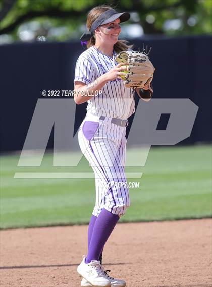Thumbnail 1 in Spanish Fork vs. Lehi (UHSAA 5A Final Game 1) photogallery.