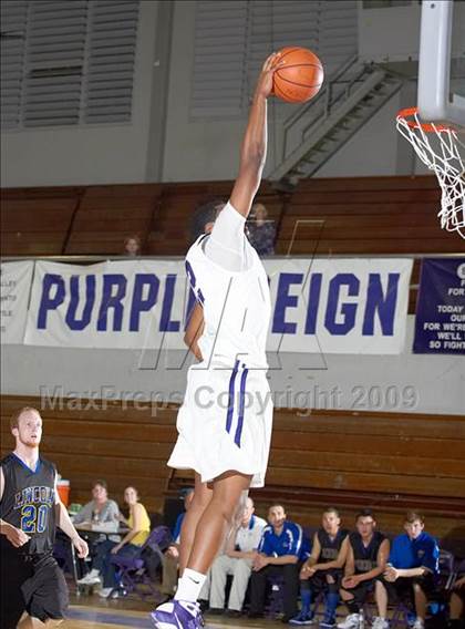 Thumbnail 1 in Lincoln @ Sacramento (CIF SJS D3 Playoffs) photogallery.
