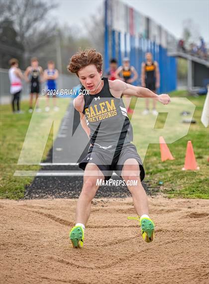 Thumbnail 3 in Jr Bomber Relays (Long Jump) photogallery.