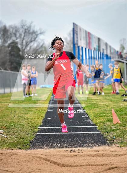 Thumbnail 1 in Jr Bomber Relays (Long Jump) photogallery.