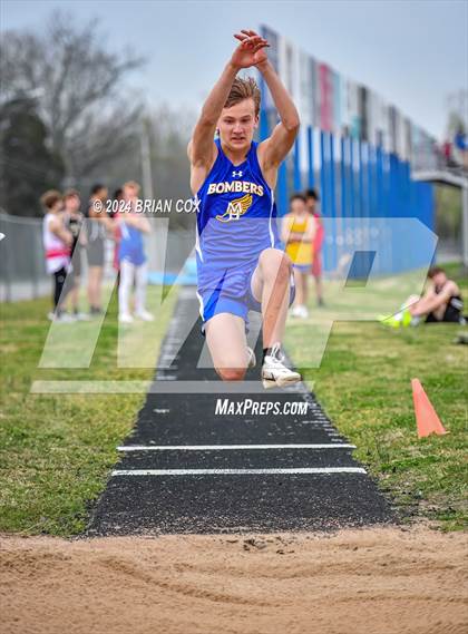 Thumbnail 1 in Jr Bomber Relays (Long Jump) photogallery.
