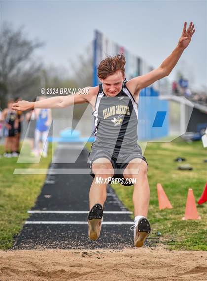 Thumbnail 3 in Jr Bomber Relays (Long Jump) photogallery.