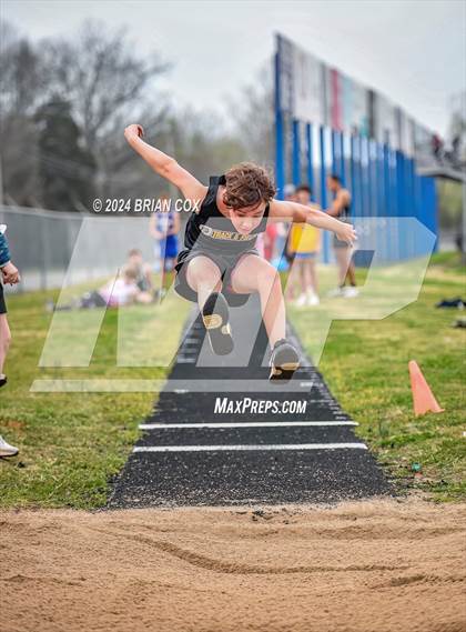Thumbnail 2 in Jr Bomber Relays (Long Jump) photogallery.
