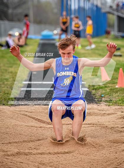 Thumbnail 2 in Jr Bomber Relays (Long Jump) photogallery.