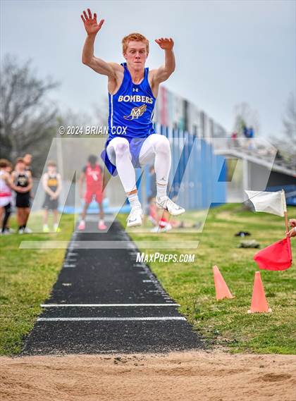 Thumbnail 3 in Jr Bomber Relays (Long Jump) photogallery.