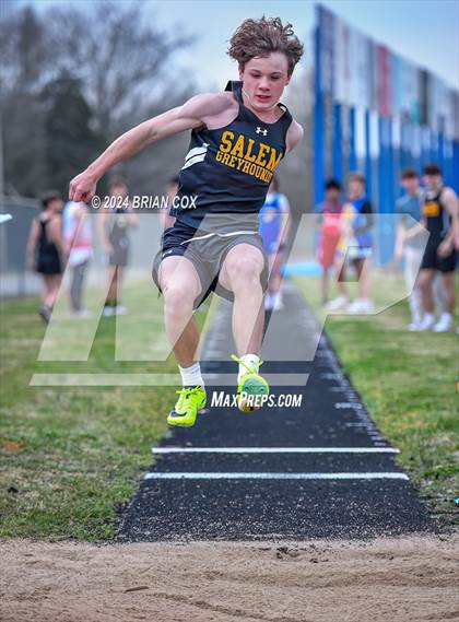 Thumbnail 1 in Jr Bomber Relays (Long Jump) photogallery.