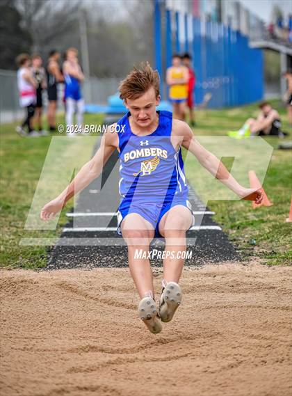 Thumbnail 2 in Jr Bomber Relays (Long Jump) photogallery.