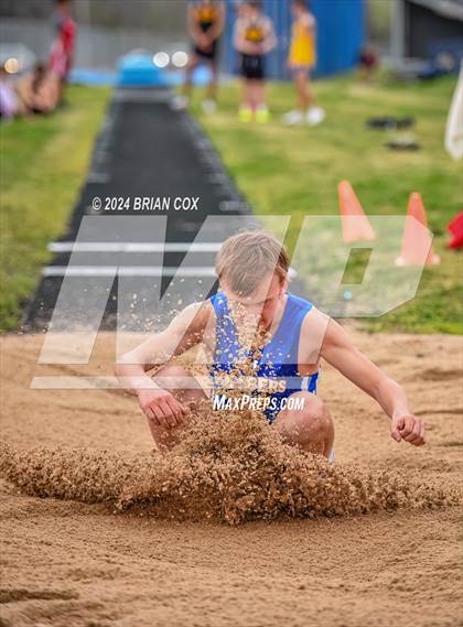 Thumbnail 2 in Jr Bomber Relays (Long Jump) photogallery.