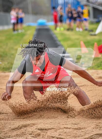 Thumbnail 2 in Jr Bomber Relays (Long Jump) photogallery.