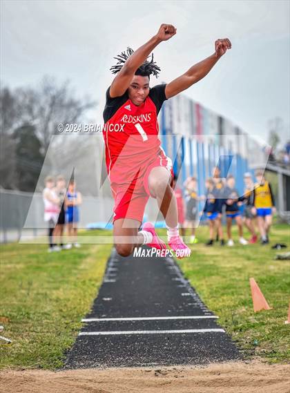 Thumbnail 3 in Jr Bomber Relays (Long Jump) photogallery.