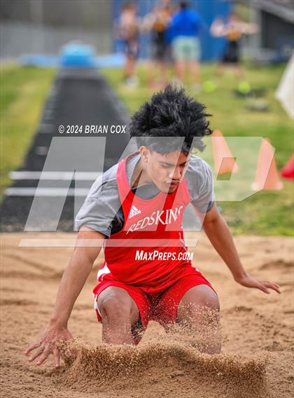 Thumbnail 1 in Jr Bomber Relays (Long Jump) photogallery.